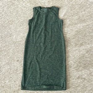Sport dress green
